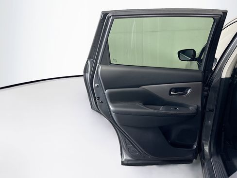 Used 2022 Nissan Murano S image 25
