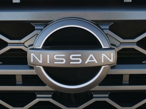 Used 2024 Nissan Frontier SL w/ Technology Package image 36