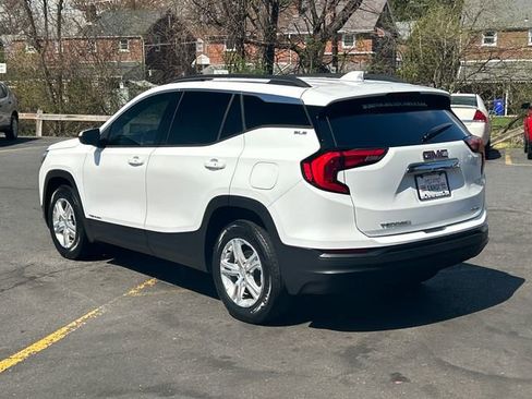 Used 2019 GMC Terrain SLE w/ Driver Convenience Package AWD/4WD image 3
