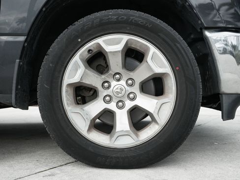 Used 2019 RAM 1500 Big Horn image 10