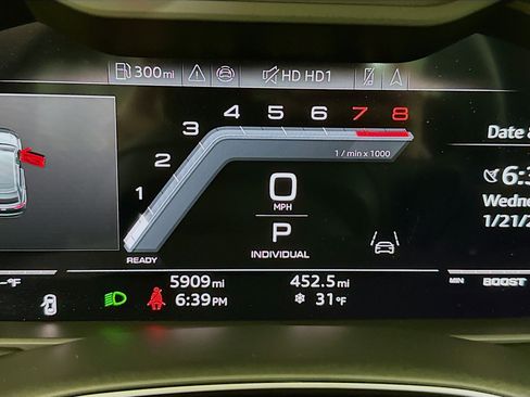 Used 2024 Audi SQ8 Premium Plus w/ Executive Package image 9