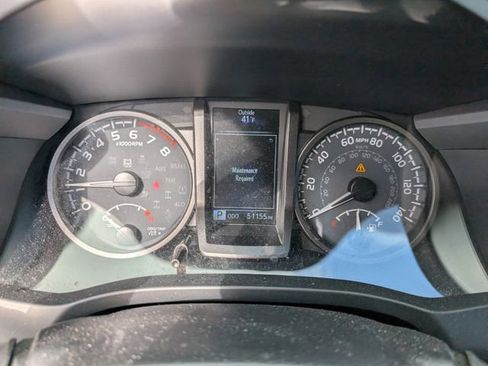 Used 2023 Toyota Tacoma TRD Sport w/ Technology Package image 10