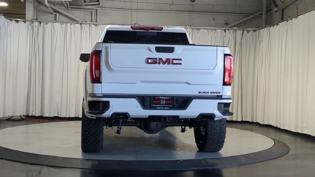 New 2026 GMC Sierra 1500 AT4 w/ AT4 Premium Package AWD/4WD image 8