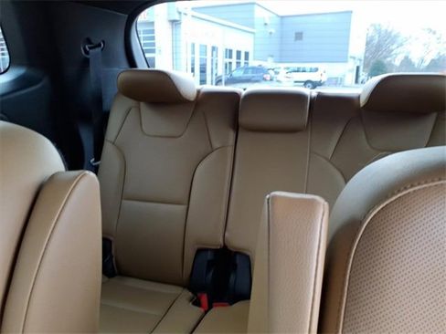 Used 2022 Kia Telluride SX image 7