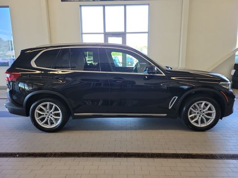 Used 2020 BMW X5 xDrive40i w/ Convenience Package AWD/4WD image 4