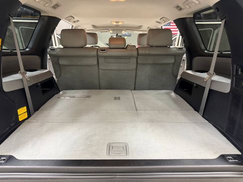 Used 2010 Toyota Sequoia Limited AWD/4WD image 29