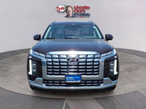 Certified 2024 Hyundai Palisade Calligraphy FWD image 8