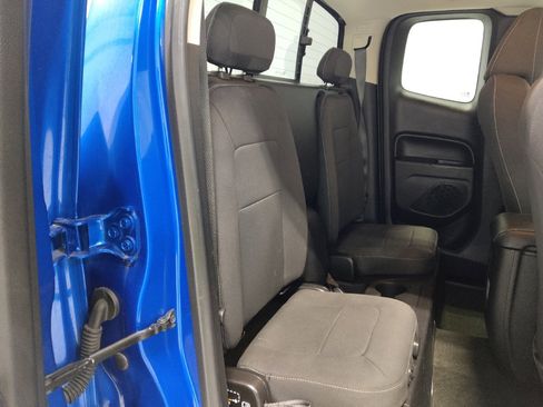 Used 2018 Chevrolet Colorado LT w/ LT Convenience Package image 19