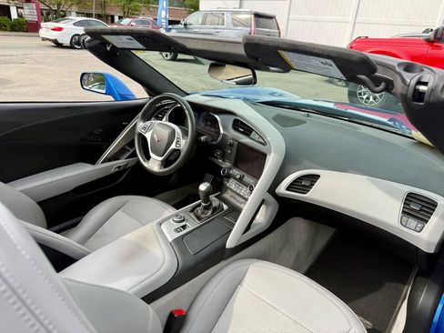 Used 2014 Chevrolet Corvette Stingray Convertible w/ 3LT Preferred Equipment Group RWD image 32