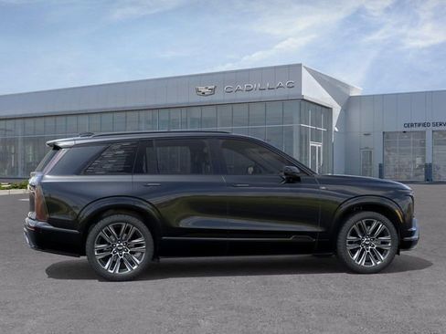 New 2026 Cadillac Vistiq Luxury w/ LPO, Floor Liner Package AWD/4WD image 5