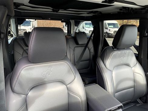 New 2025 Ford Bronco Badlands w/ Sasquatch Package image 22