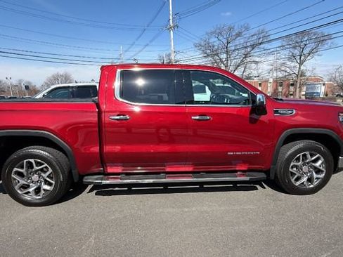 Certified 2022 GMC Sierra 1500 SLT w/ Max Trailering Package AWD/4WD image 8