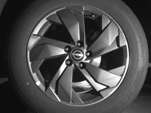 Used 2025 Nissan Rogue SV FWD image 14