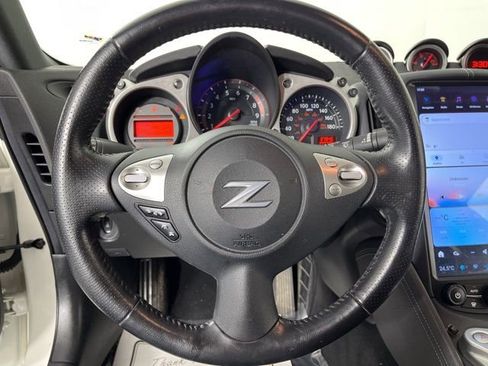 Used 2020 Nissan 370Z Coupe image 20