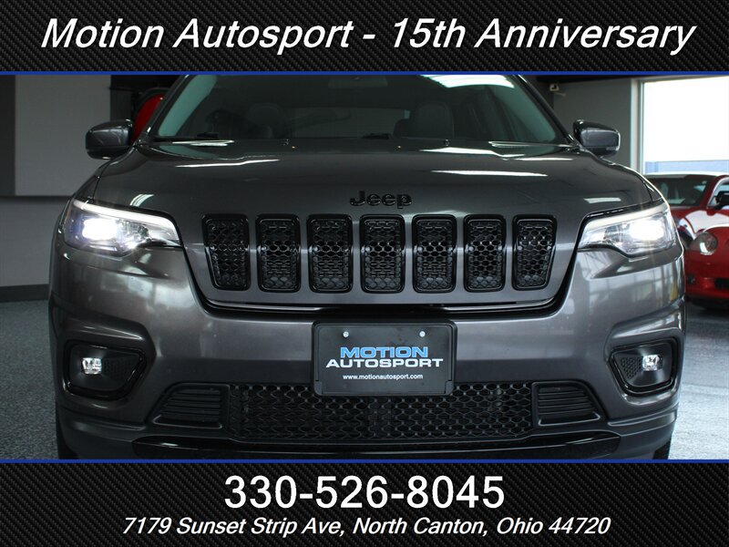 Used 2019 Jeep Cherokee Latitude Plus AWD/4WD image 34