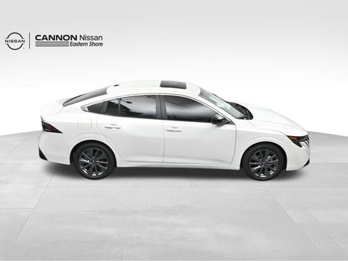 New 2026 Nissan Sentra SL FWD image 38