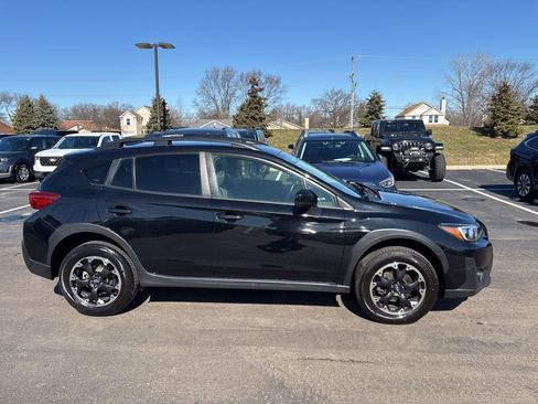 Certified 2021 Subaru Crosstrek 2.0i Premium image 2