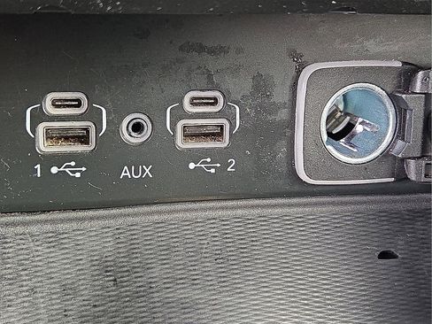 Used 2024 Jeep Grand Cherokee L Laredo image 21