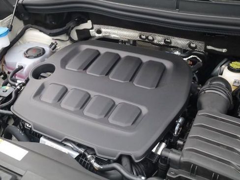 New 2026 Volkswagen Tiguan SE R-Line AWD/4WD image 23