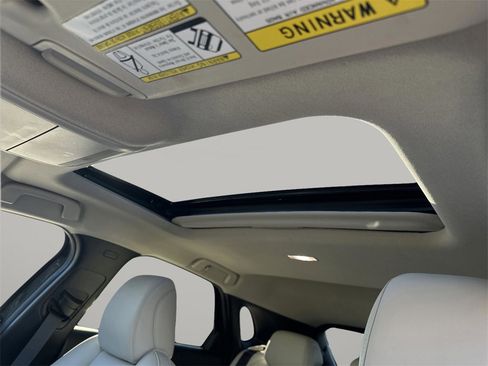 Used 2023 MAZDA CX-30 AWD 2.5 S w/ Premium Package image 23