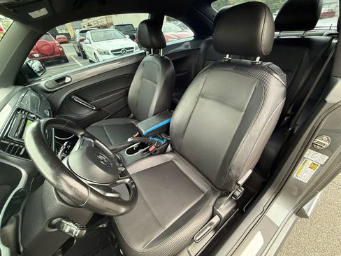 Used 2012 Volkswagen Beetle 2.5 FWD image 14