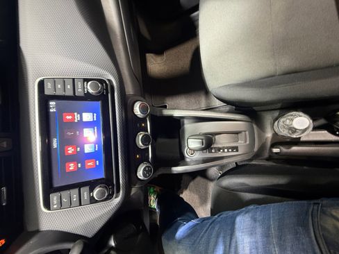 Certified 2025 Nissan Kicks Play S FWD image 31