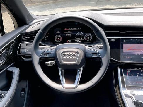 Used 2025 Audi Q7 3.0T Premium Plus AWD/4WD image 10