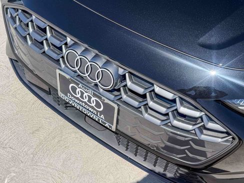 Used 2025 Audi A5 2.0T Premium Plus w/ Premium Plus AWD/4WD image 7