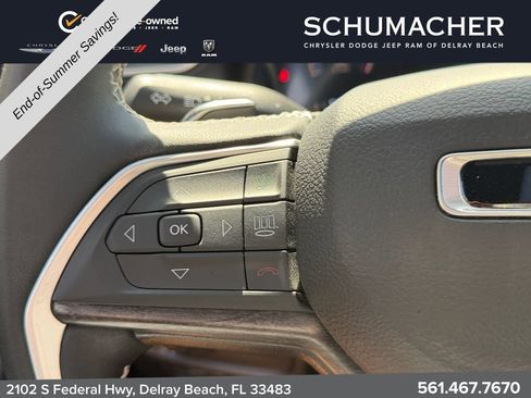 Certified 2024 Jeep Grand Cherokee Limited w/ Luxury Tech Group II RWD image 27