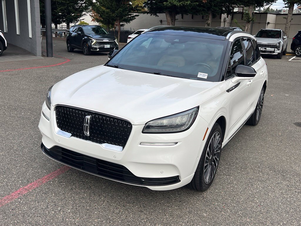 Used 2021 Lincoln Corsair Reserve AWD/4WD image 5