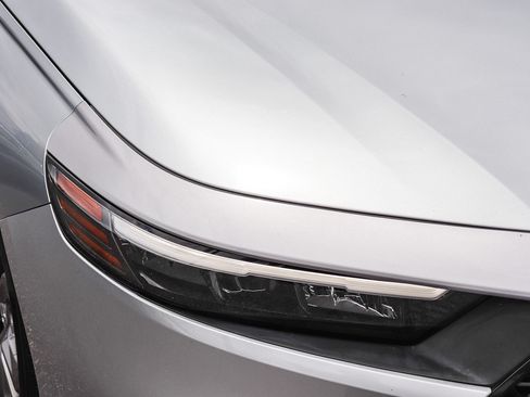 Certified 2024 Honda Accord EX image 6