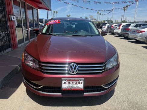 Used 2014 Volkswagen Passat 1.8T Wolfsburg Edition FWD image 3
