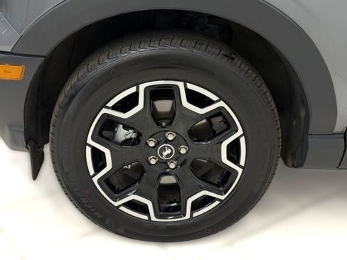 Used 2025 Ford Bronco Sport Outer Banks AWD/4WD image 10