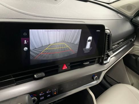 Certified 2023 Kia Sportage EX image 21