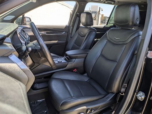 Used 2024 Cadillac XT6 Premium Luxury image 22