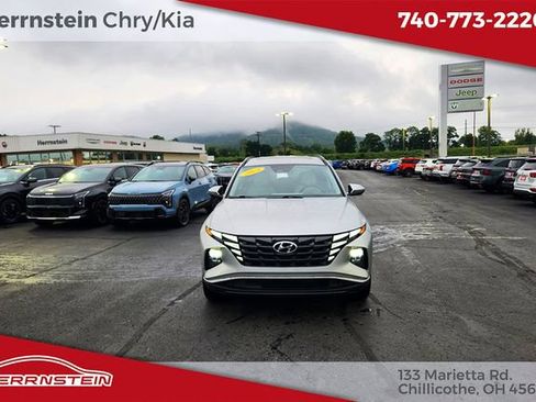 Used 2023 Hyundai Tucson SEL w/ Convenience Package AWD/4WD image 2