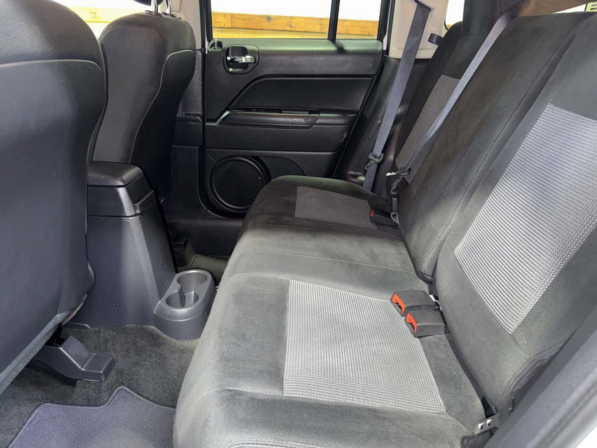 Used 2015 Jeep Patriot Sport w/ Power Value Group FWD image 22