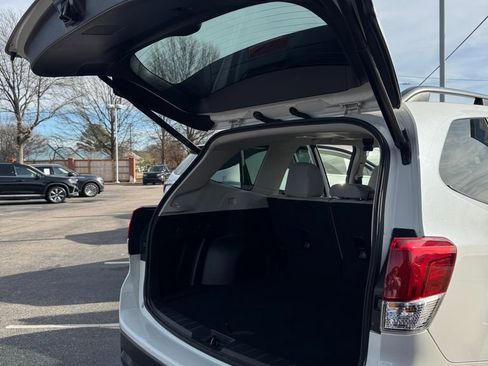 Used 2021 Subaru Forester Premium image 38