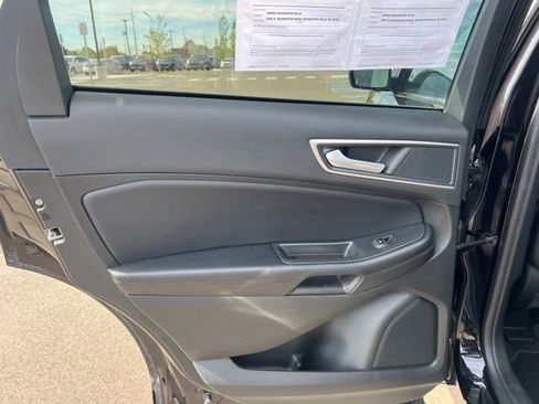 Used 2024 Ford Edge SEL w/ Convenience Package AWD/4WD image 18