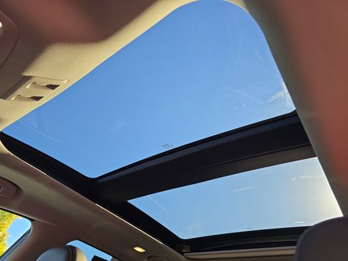 Certified 2024 Nissan Murano Platinum w/ Cargo Package image 30