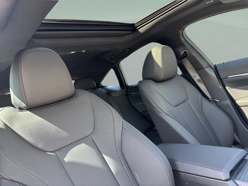 New 2026 BMW i4 eDrive40 w/ Parking Assistance Package RWD image 21