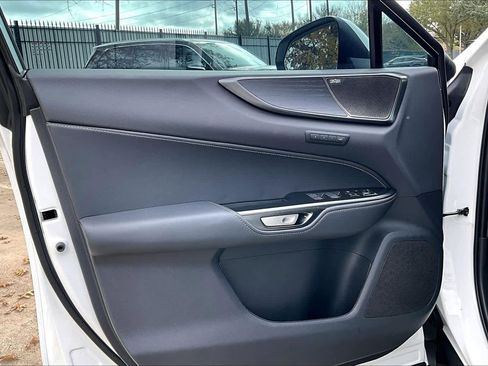 New 2026 Lexus NX 350h Luxury image 15