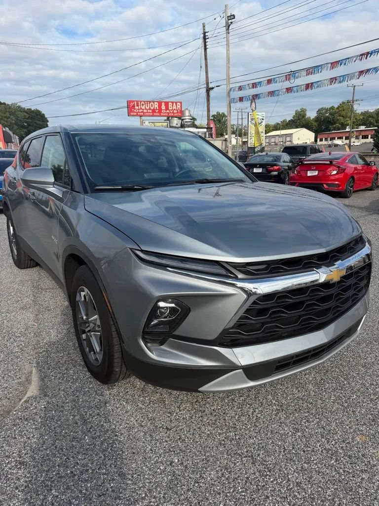 Used 2026 Chevrolet Blazer LT AWD/4WD image 4