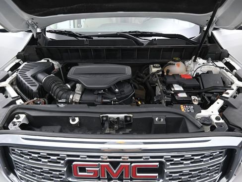 Used 2017 GMC Acadia Denali AWD/4WD image 43