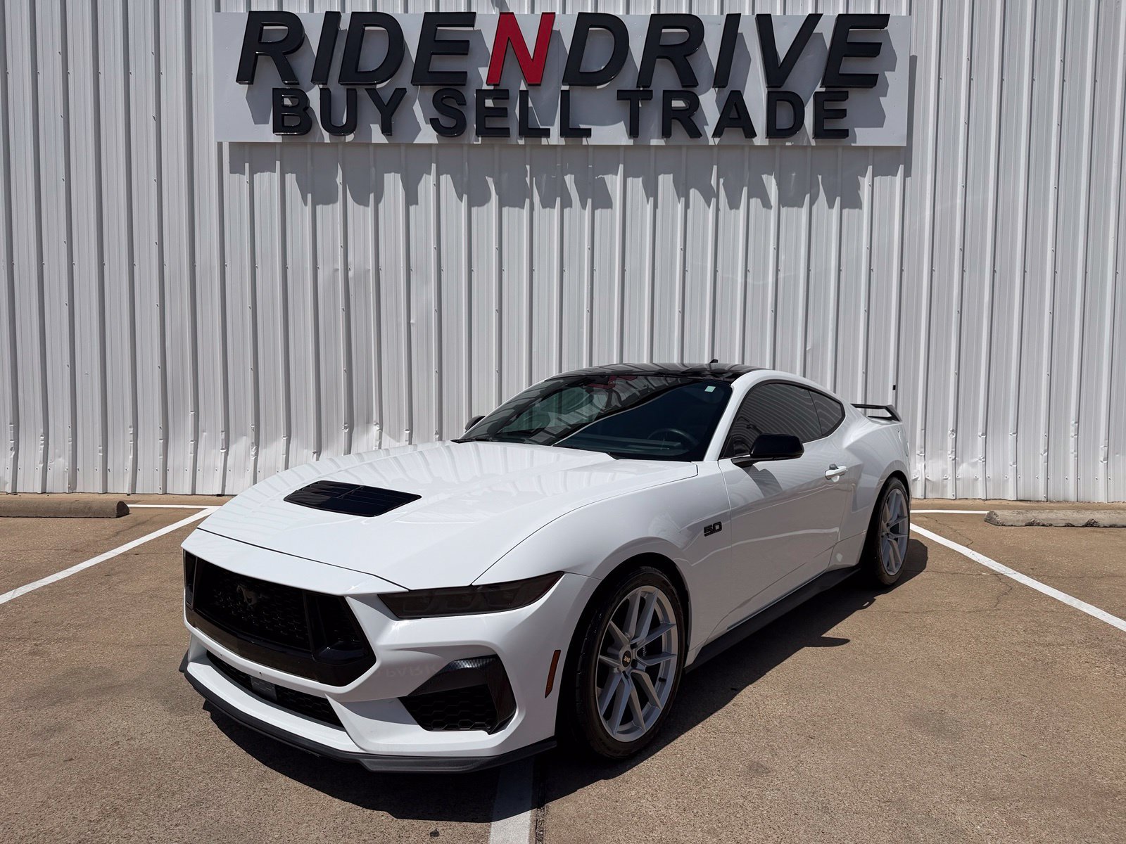 Used 2024 Ford Mustang GT Premium w/ GT Performance Package RWD image 1