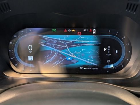 Used 2023 Volvo XC60 B5 Plus w/ Protection Package Premier image 18