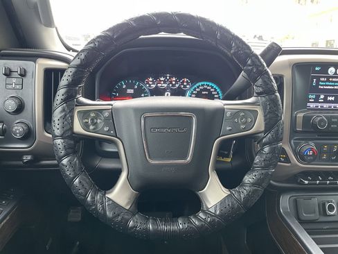 Used 2018 GMC Sierra 3500 Denali w/ Duramax Plus Package AWD/4WD image 28