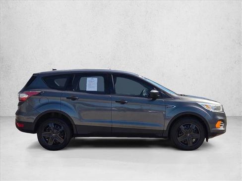 Used 2017 Ford Escape S image 4