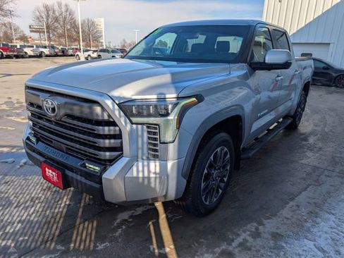 Used 2024 Toyota Tundra Limited image 39