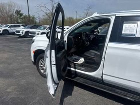 Used 2022 Chevrolet Tahoe LT w/ Max Trailering Package AWD/4WD image 9